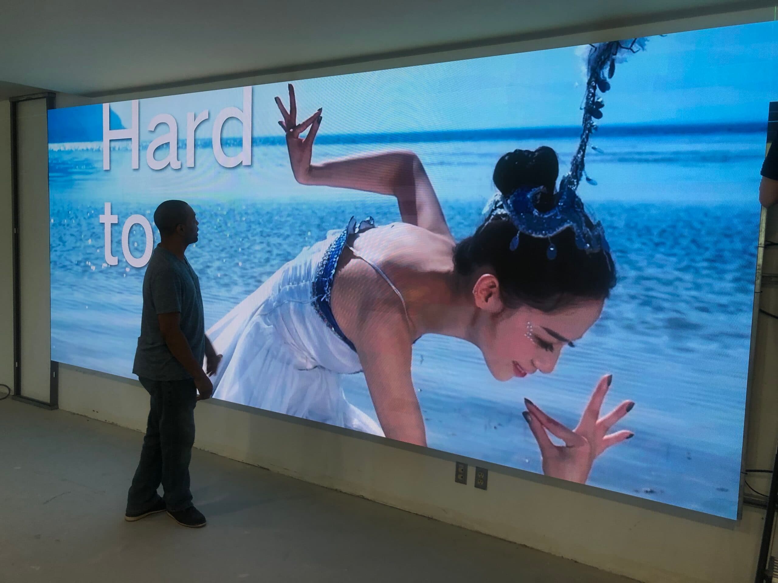 Local High Education 6.4m x 1.92m P2.5 Frame Based Installation